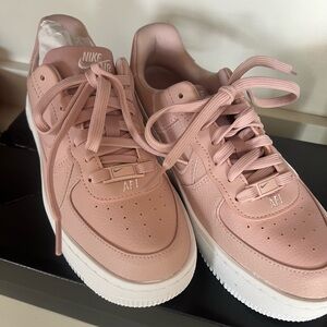 Women’s Nike Air Force 1